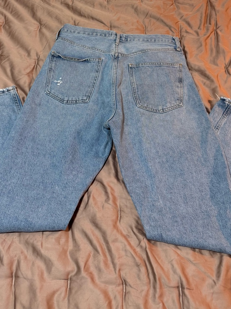 Agolde 90's Mid Rise Loose Fit Jeans In The Wash Snapshot.
